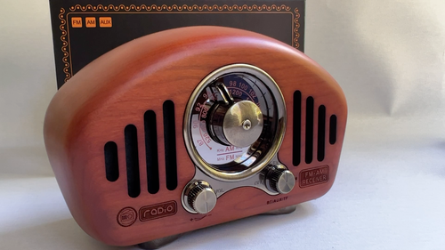 Bluetooth Speaker Retro Wood with AM FM Radio Real Wood Great Sound - Video 1 of 1