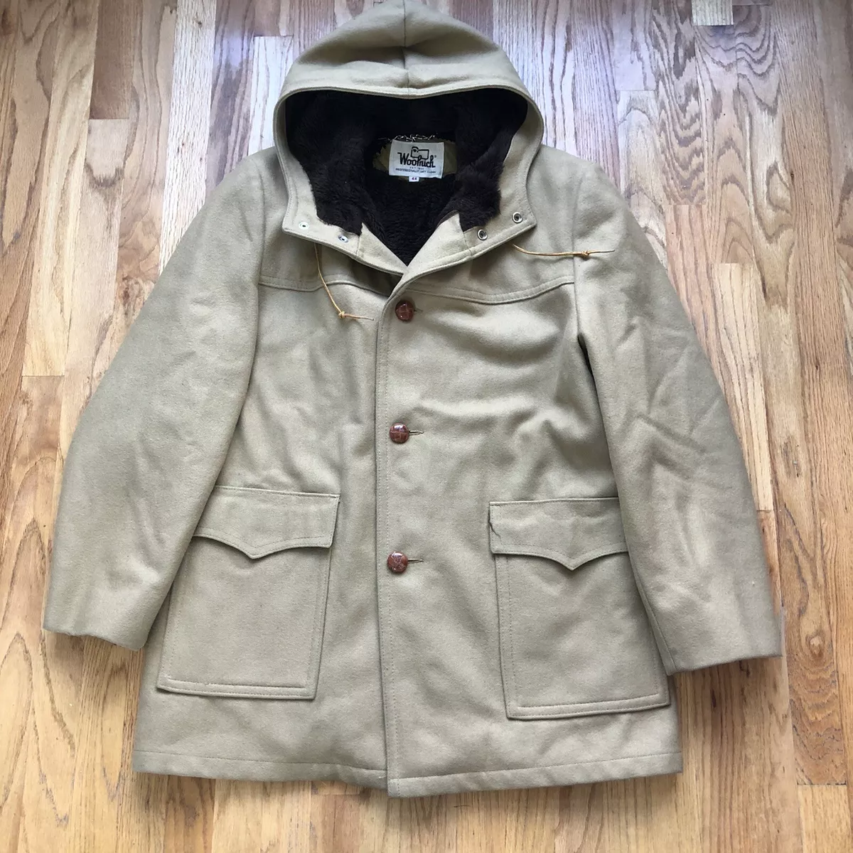 Woolrich parka best sale barn