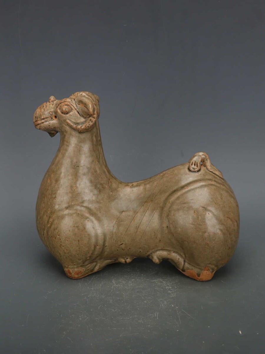 China Western Jin Dynasty Yue Kiln Porcelain Green Glaze Animal