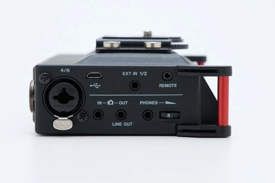 TASCAM DR-70D 4-Channel Audio Recording Device Portable Field Recorder Black - Image 4 of 4
