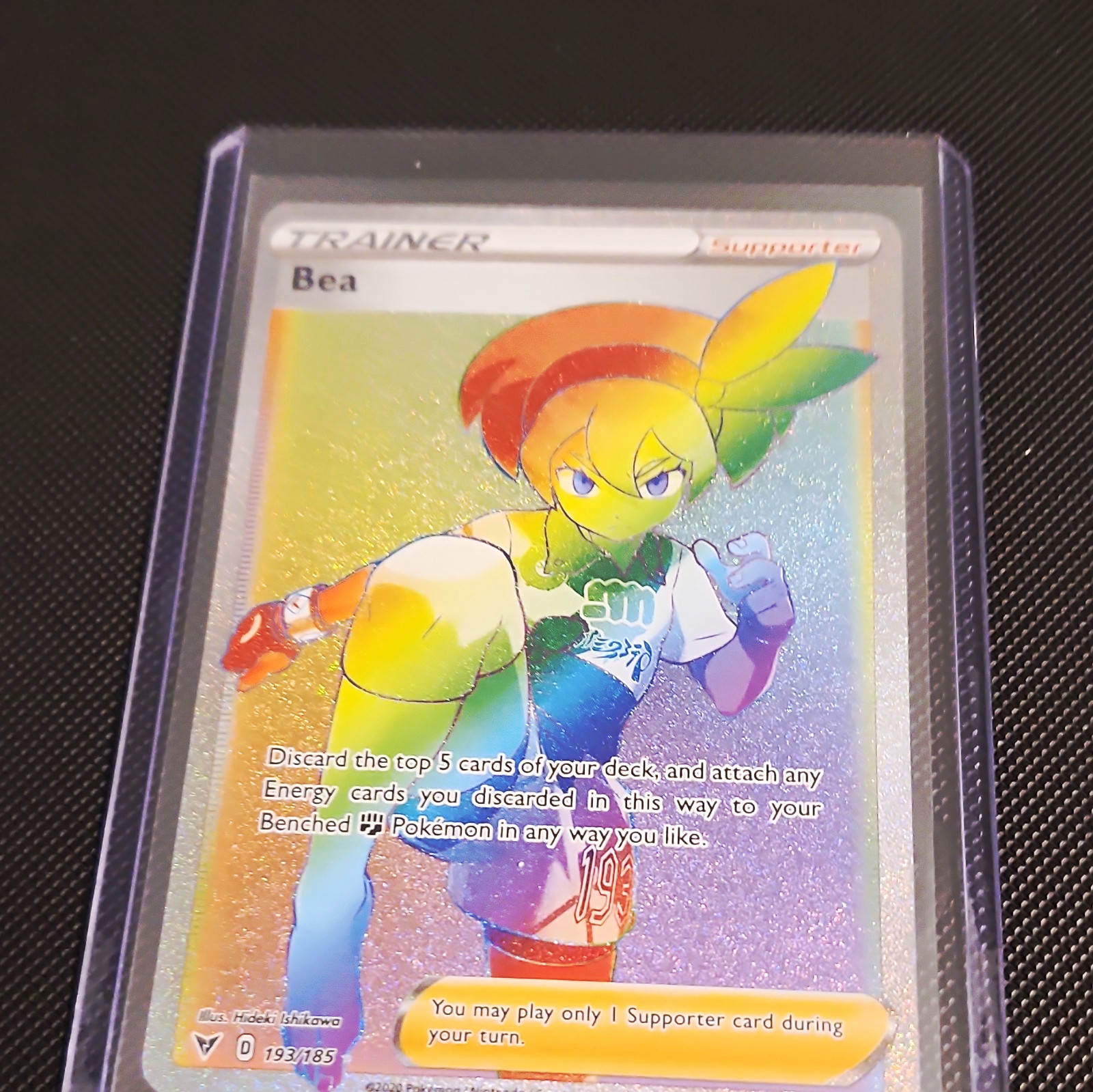 Pokémon TCG Bea 193/185 Holo Full Art Secret Rare Vivid Voltage English