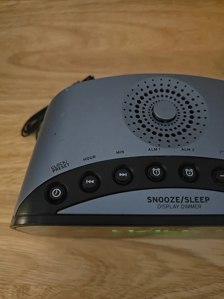 Timex AM/FM Dual Alarm Clock Radio 1.2" Green Display & Line-In Jack - Image 3 of 4