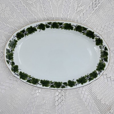 Triptis Weinlaubmuster Porzellan ovale Servierplatte  19 x 28,5 cm