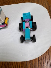 Lego Friends  Heartlake News Van & Sunshine Harvest Tractor and Cart Incomplete