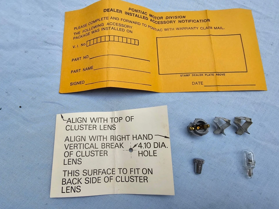 NOS 1977-1979 PONTIAC BONNEVILLE DASH CLOCK 995273 READ AUCTION WRITE UP - Image 3 of 4