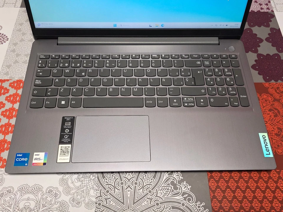 Lenovo IdeaPad 3 15ITL6 - Imagen 2 de 4