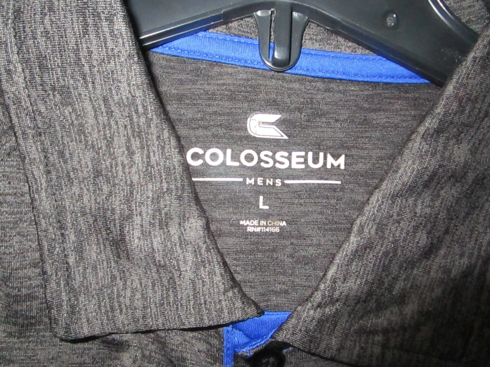 Camisa Polo Kansas Jayhawks Manga Corta Para Hombre L Negra/Marrón Golf Coliseo Foto 3 de 4