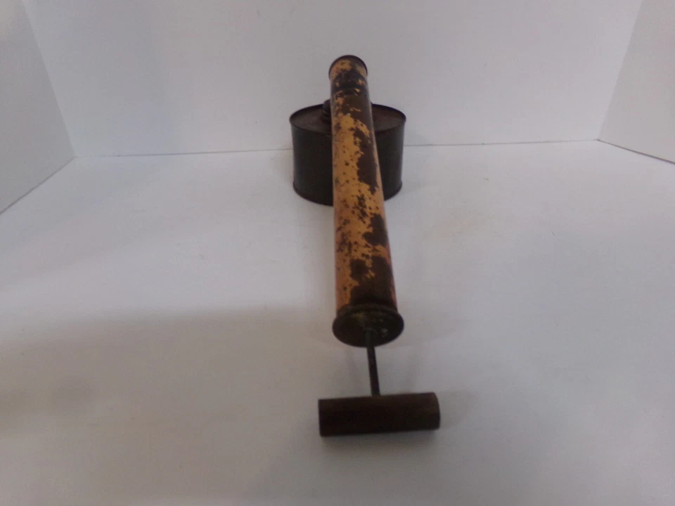Pulverizador vintage Wizard bomba manual pulverizador de insetos com reservatório de metal - Imagem 4 de 4