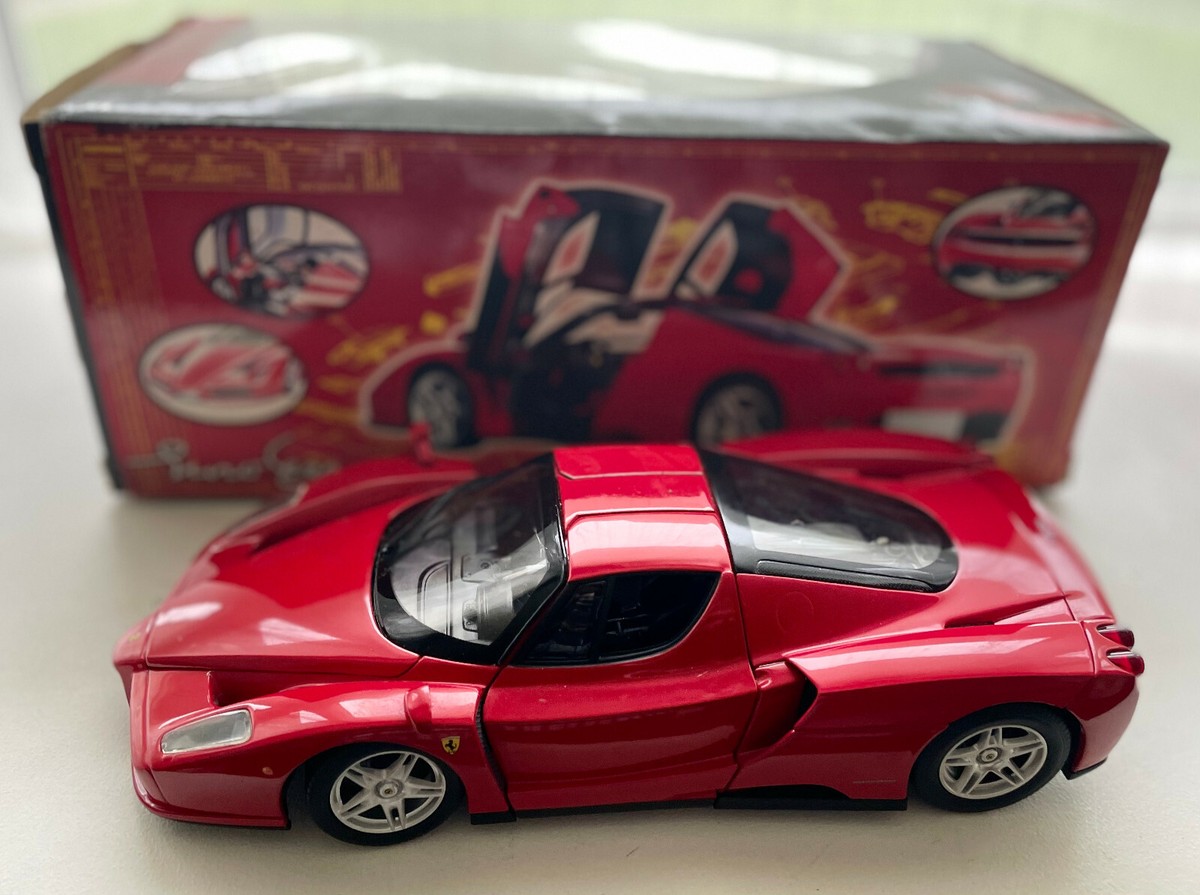 Hot Wheels Ferrari レッド 1/18 Mattel Hot Wheels - Ferrari FXX Hard Top (1:18, Red w/ White