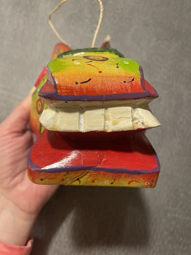 Handmade Wooden Donkey Mask Yellow Red Green Painted Guatemala FolkArt 11” READ - Afbeelding 4 van 6