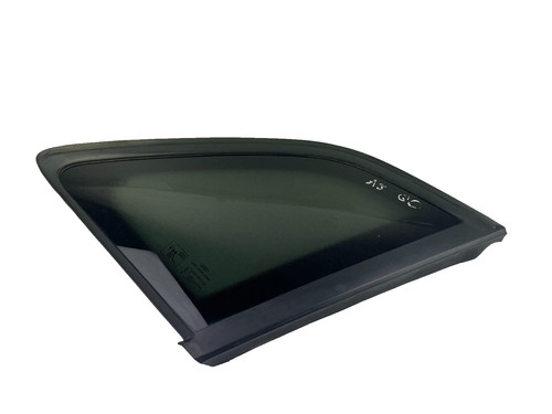 Rear quarter glass – 8V4845300