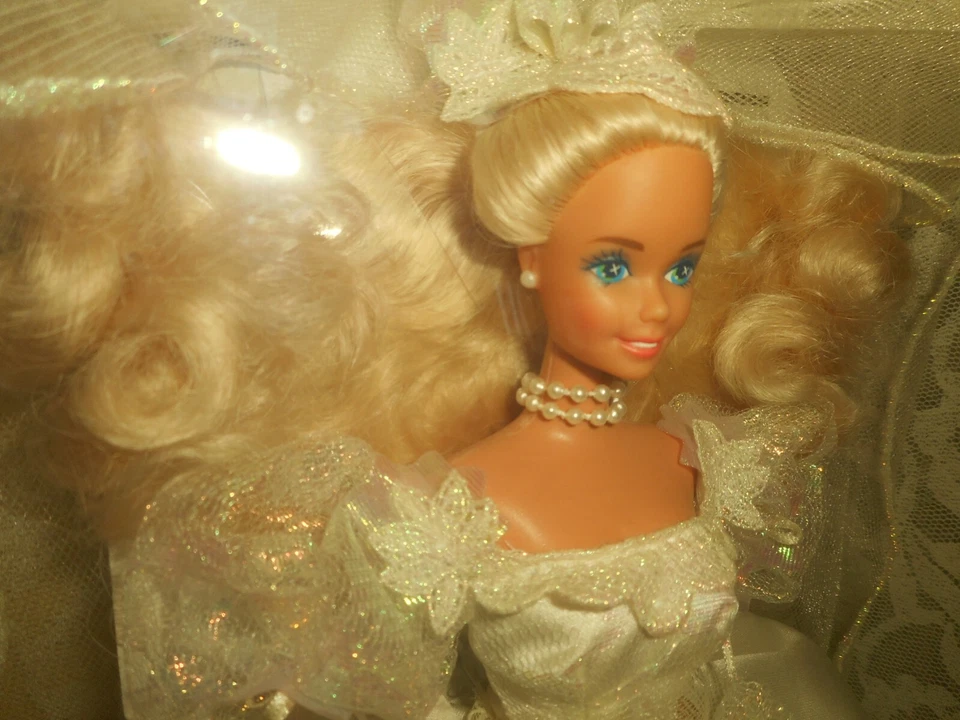 Barbie Dream Bride Muñeca Barbie Boda Romance en Satén + Encaje 1991 Mattel Nueva Foto 3 de 4