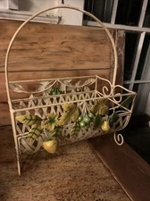 VINTAGE RARE ITALIAN TOLE MAGAZINE RACK EXC COND SHABBY CHIC Leaves Fruit