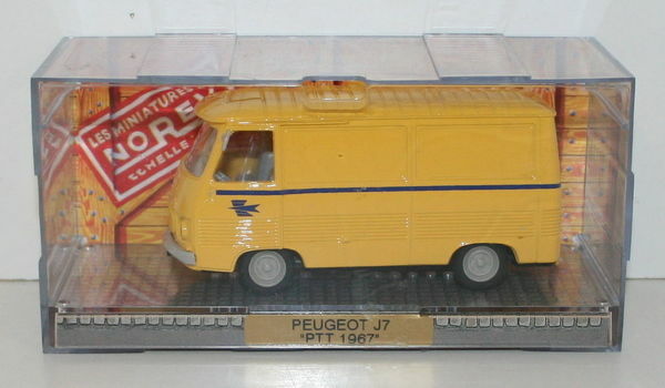 Norev 1/43 - Peugeot J7 Police