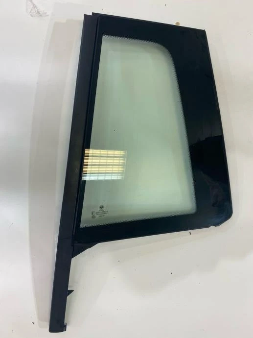 BMW F46 Fixed door window, left 51377416279 | eBay