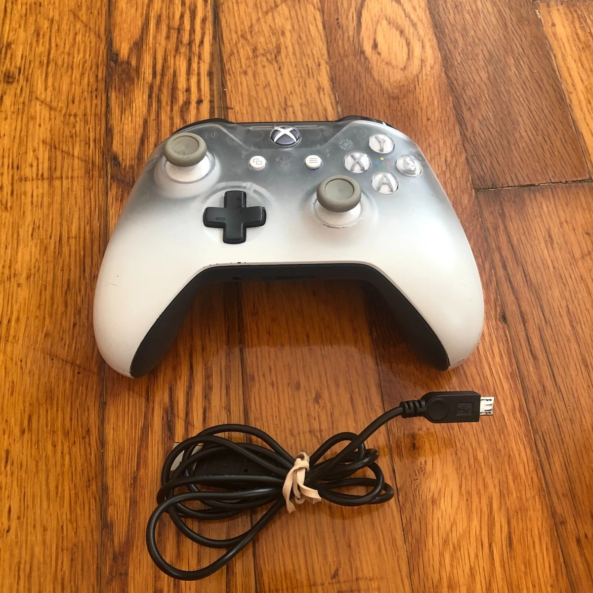 1708 best sale xbox controller