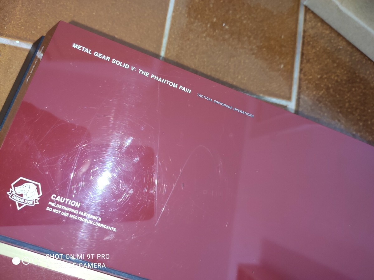 Console PS4 500 Go Limited Edition METAL GEAR SOLID V The Phantom Pain