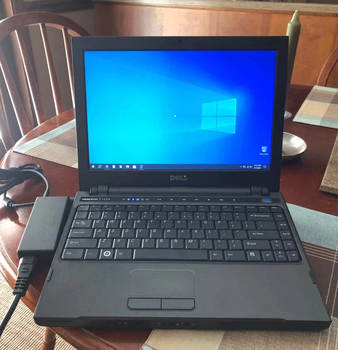Dell 4 GB RAM PC 500-749 GB Hard Drive Capacity Laptops & Netbooks