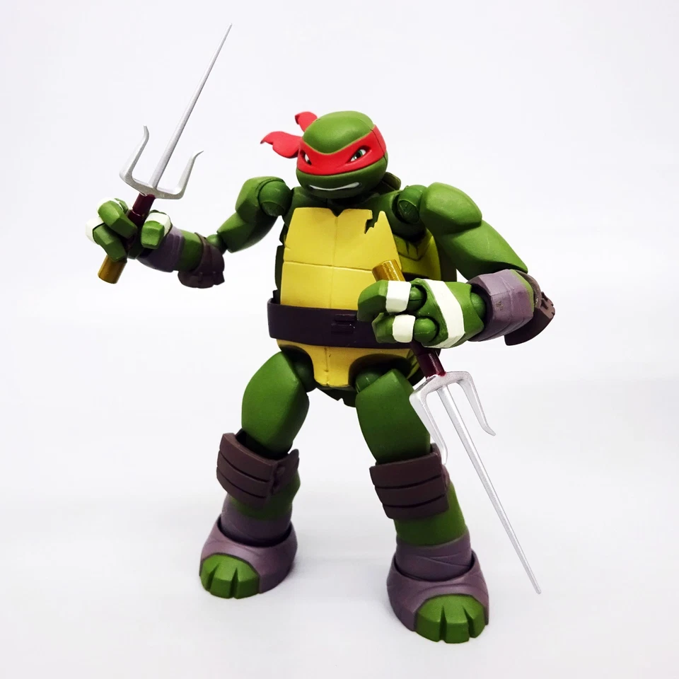 Revoltech Teenage Mutant Ninja Turtles Raphael Action Figure Kaiyodo Japan Used - Image 2 of 4