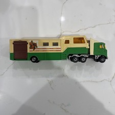 Majorette Super Movers #3067 GM Semirimorchio e Rimorchio per Cavalli Trasporto 10", No Cavallo