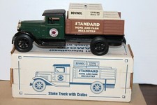 ERTL SCALE MODELS 1931 INTERNATIONAL AMOCO STANDARD TRUCK BANK IN BOX 