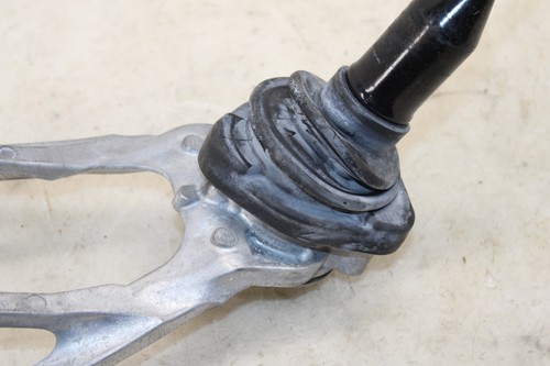 2009-2020 Nissan 370Z Manual Shifter Base OEM KV99 - Picture 3 of 7