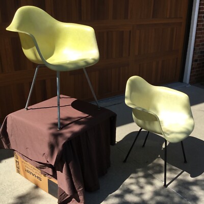 Pair Eames Herman Miller Rope Edge Armshell Shell Chairs 1st