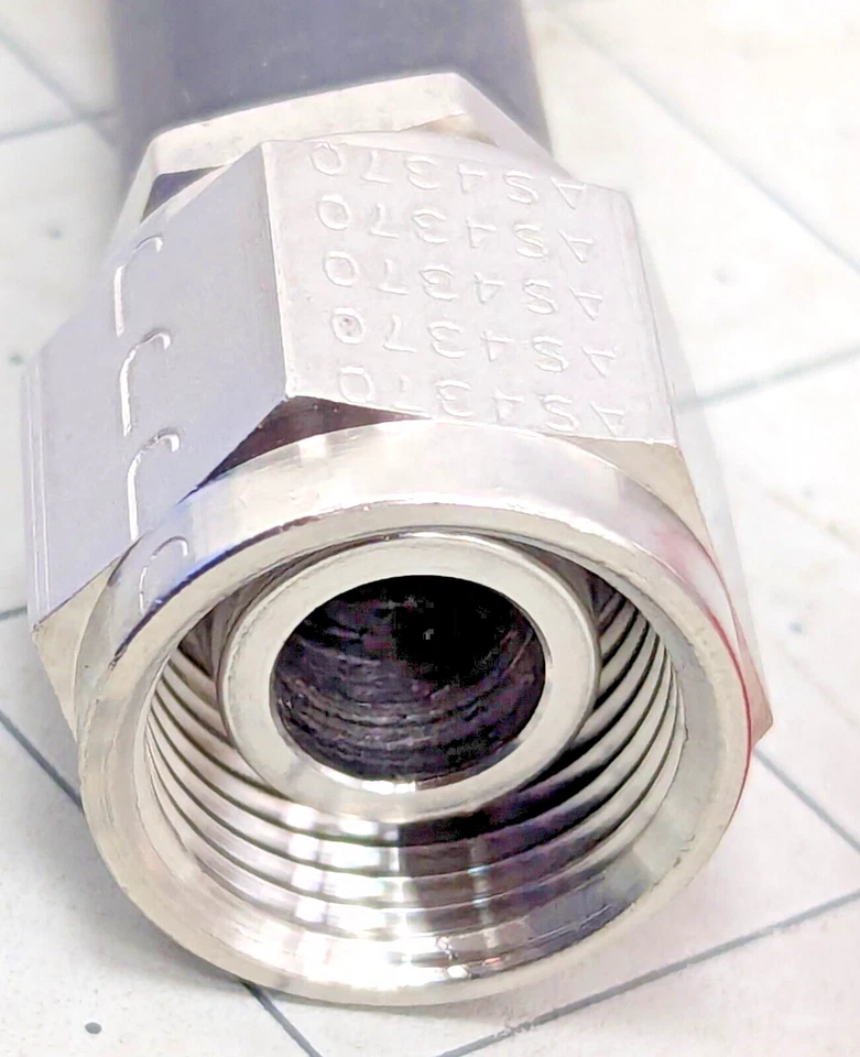 21” 8AN 0.406” ID Wrapped Stainless Steel Braided Hose Swivel Fittings [B6BA] - Image 4 of 4