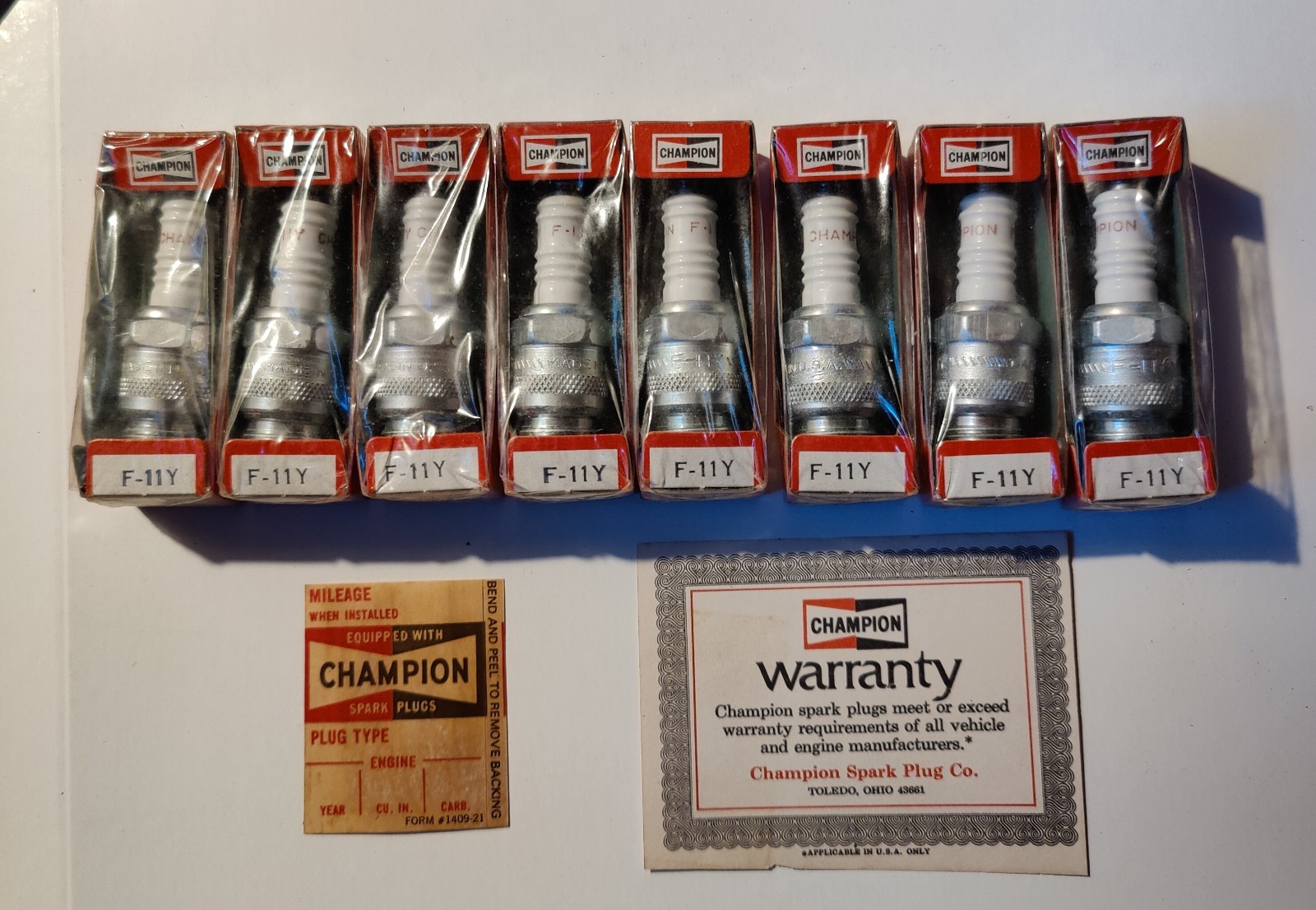 8 Pack Champion Spark Plugs F-11Y