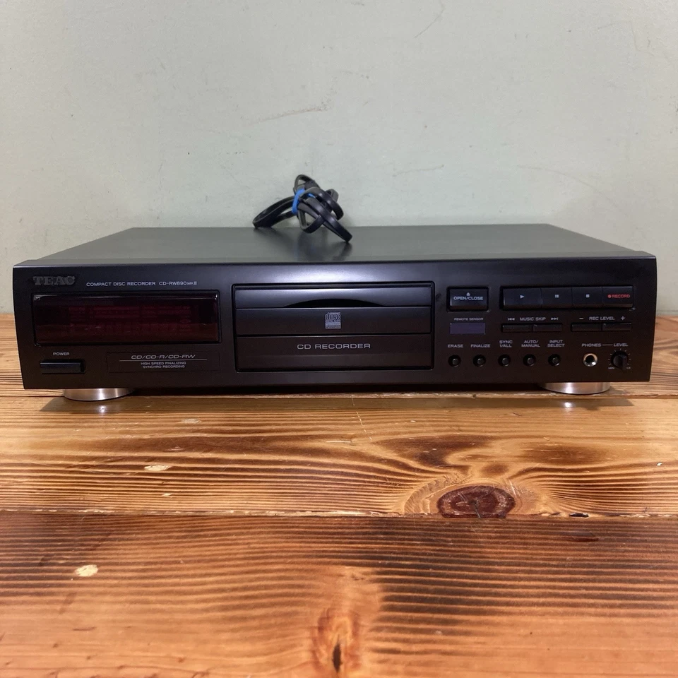 Teac CD-RW890 MKII Black Digital High Speed CD Recorder Tested Working - Image 2 of 4