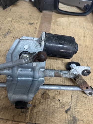 VAUXHALL CORSA C 2001-2006 FRONT WIPER MOTOR AND MECHANISM 24441423 NZX42 - Picture 11 of 13