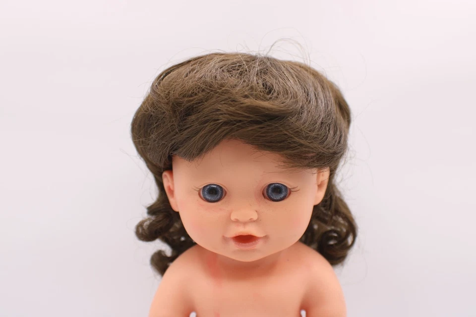 Peluca de muñeca vintage pelo castaño estilo rizado se adapta a muñecas de circunferencia de 10 pulgadas Imsco? Foto 2 de 4