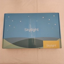 Skylight Frame 10 inch Wi-Fi Digital Picture Frame