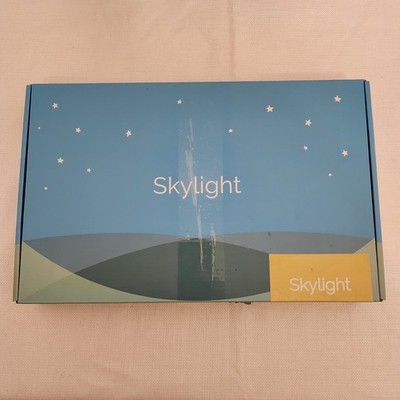 Skylight Frame 10 inch Wi-Fi Digital Picture Frame