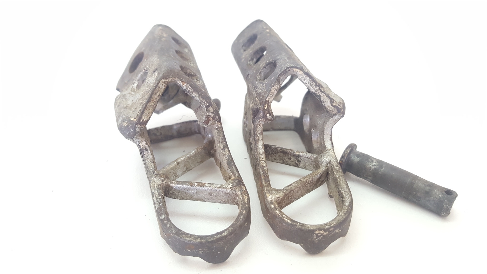 Footrest Foot Pegs Yamaha YZ 125 250 490 WR 500 80 TTR 90 XT eBay