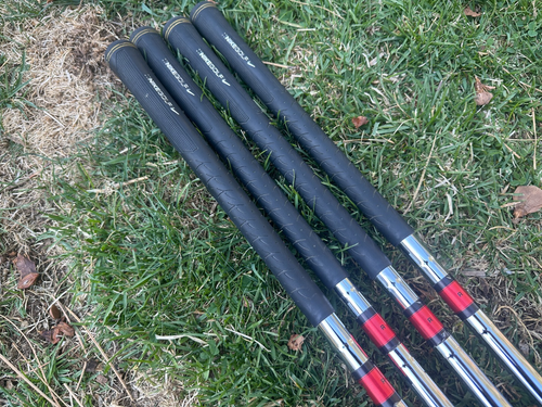Nike SQ Machspeed Irons 7,8,9,A w/Dynalite 90 R shafts,Original Grips You choose - Picture 4 of 9