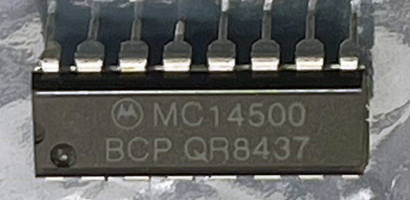 LOT 25 MOTOROLA MC14500 BCP DIP-16 Industrial Control Unit Chips