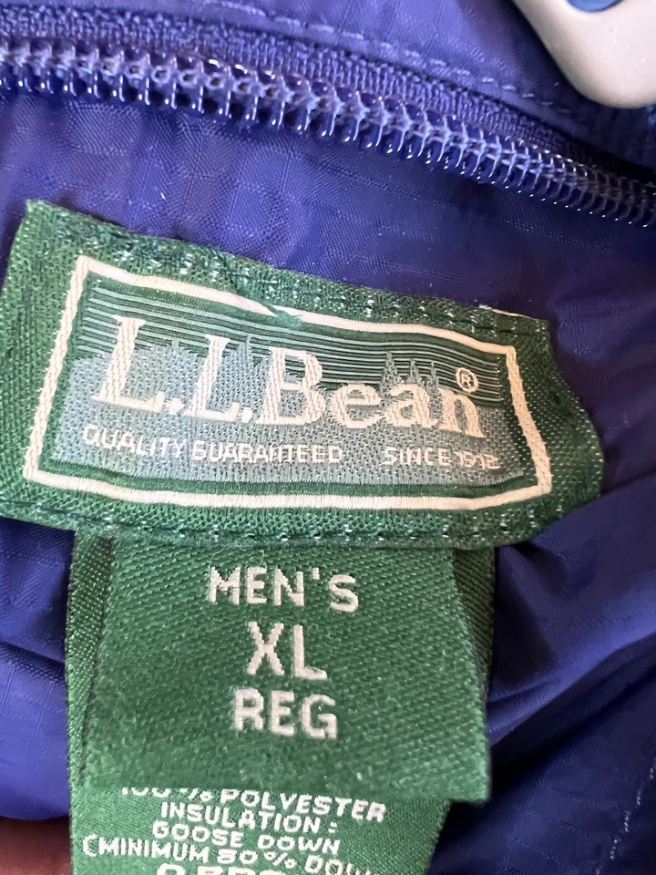 L.L. Chaleco acolchado azul reversible para exteriores Gorpcore Bean de colección plumón de ganso Foto 3 de 4