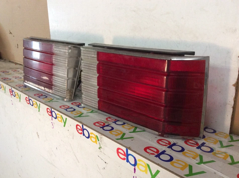 1983-1990 PLYMOUTH HORIZON conjunto de lanterna traseira esquerda direita BOM FABRICANTE DE EQUIPAMENTO ORIGINAL - Imagem 2 de 4