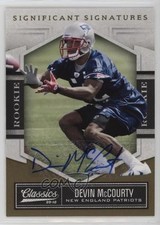 2010 Classics Rookie Significant Signatures Gold 54/499 Devin McCourty Auto n8a