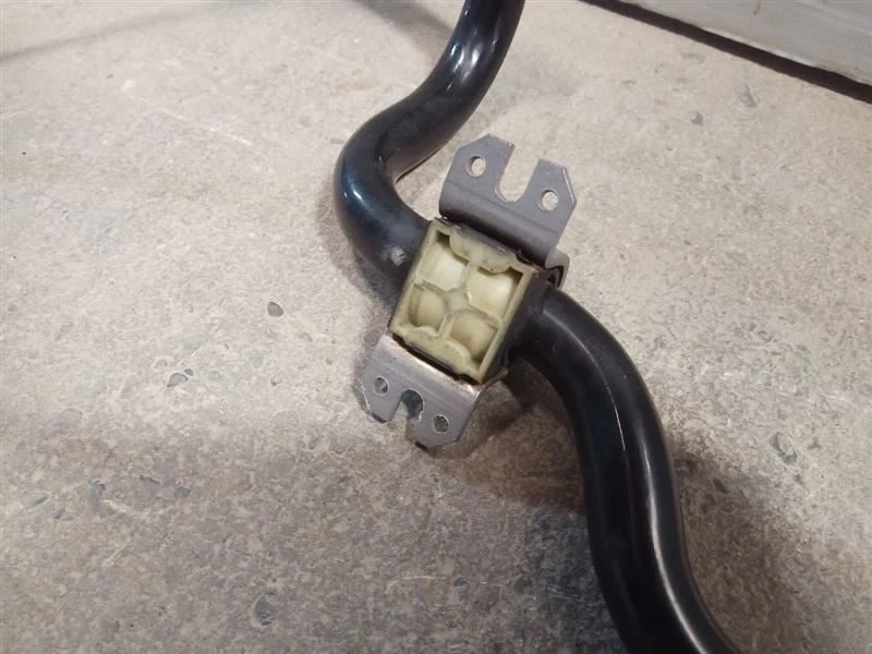 Barra estabilizadora delantera de Chevrolet Volt 10923199 2016 Foto 4 de 4