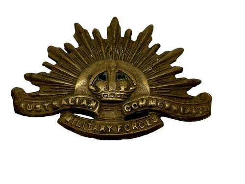 WW2 Cap Badge Rising Sun Australian Commonwealth Military Forces Army