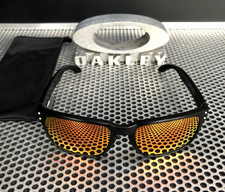 OAKLEY HOLBROOK | MATTE BLACK | FIRE RED POLARISED