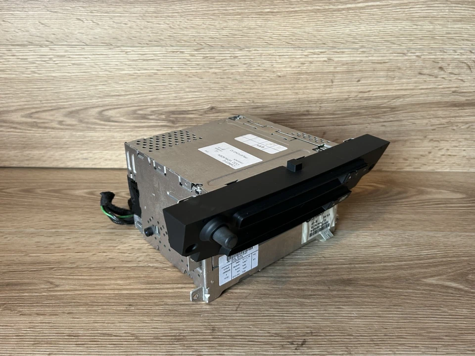 BMW E60 E63 530 650 CCC SISTEMA DE NAVEGACIÓN NAVEGACIÓN REPRODUCTOR DE RADIO CD FABRICANTE DE EQUIPOS ORIGINALES 2004_2007 Foto 3 de 4