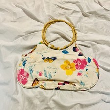 Butterfly Classic Summer Handbag Wooden handle Handbag Antique Vintage zipper