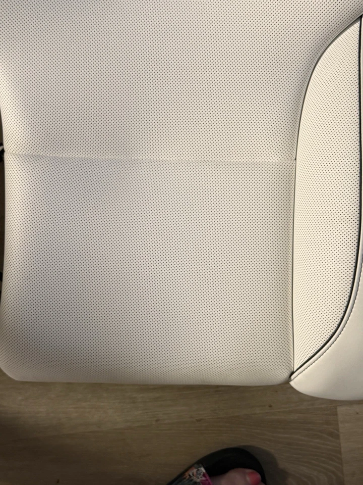 Tesla 2021-2023 1587618-71-E Model S Rear Seat Upper Tuxedo - Image 2 of 4