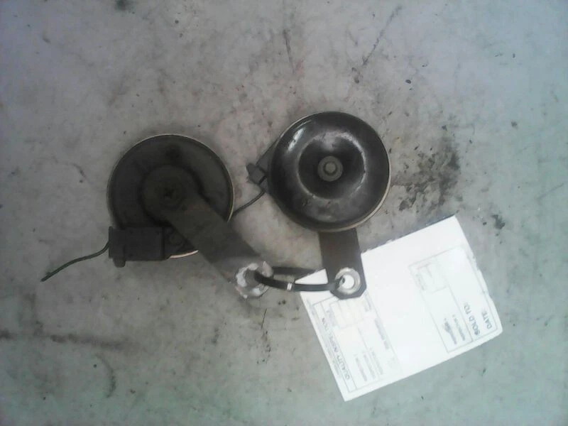 Bocina Forester 2001 62315 Foto 2 de 4