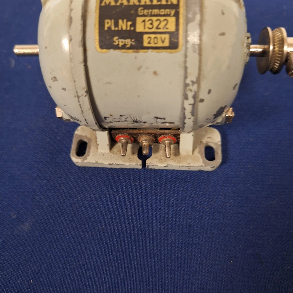 Alter Märklin Motor für Dampfmaschiene ? - Bild 2 von 4