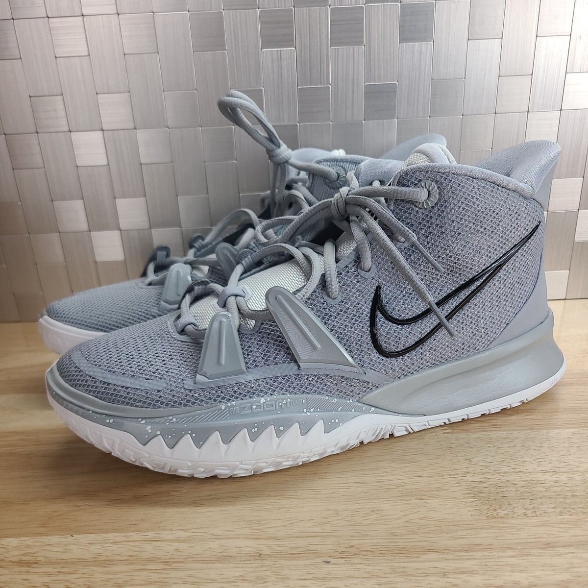 Size 10.5 Nike Kyrie 7 TB Promo Wolf Cool Grey Black Basketball