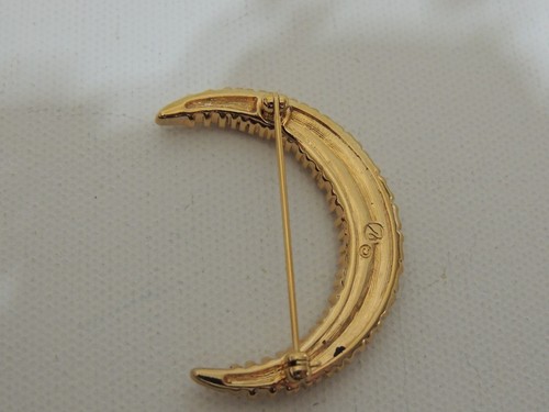 SWAROVSKI CRYSTAL HALF MOON BROOCH - Picture 2 of 2